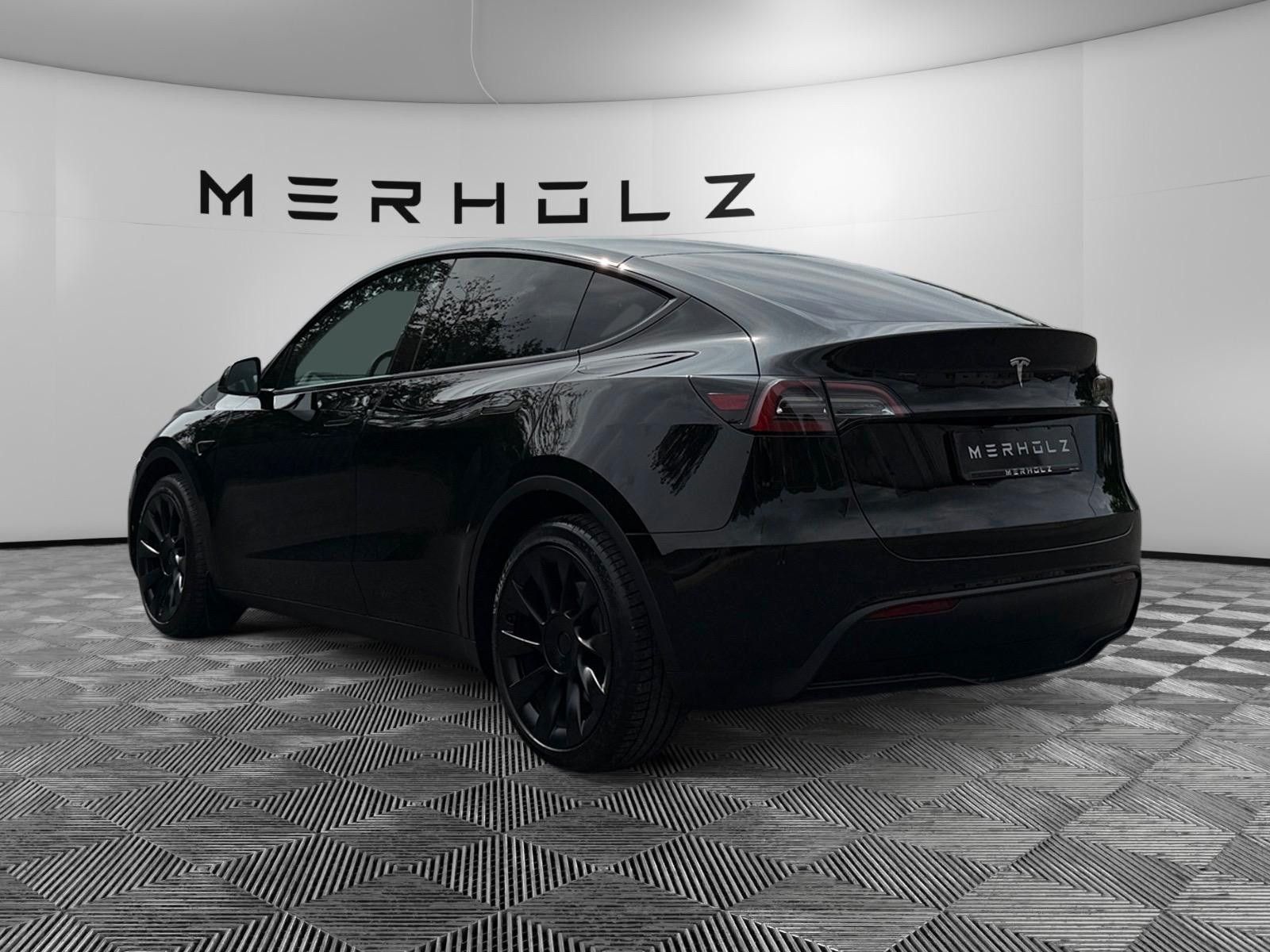 Tesla Model Y RWD Ryzen 1.Hand Hersteller foto 5