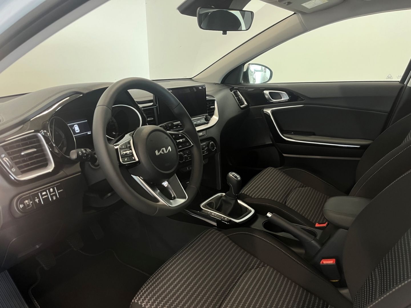 Fahrzeugabbildung Kia Ceed Vision 1.0 T-GDI EU6d, SHZ, Navi, Lane Assi