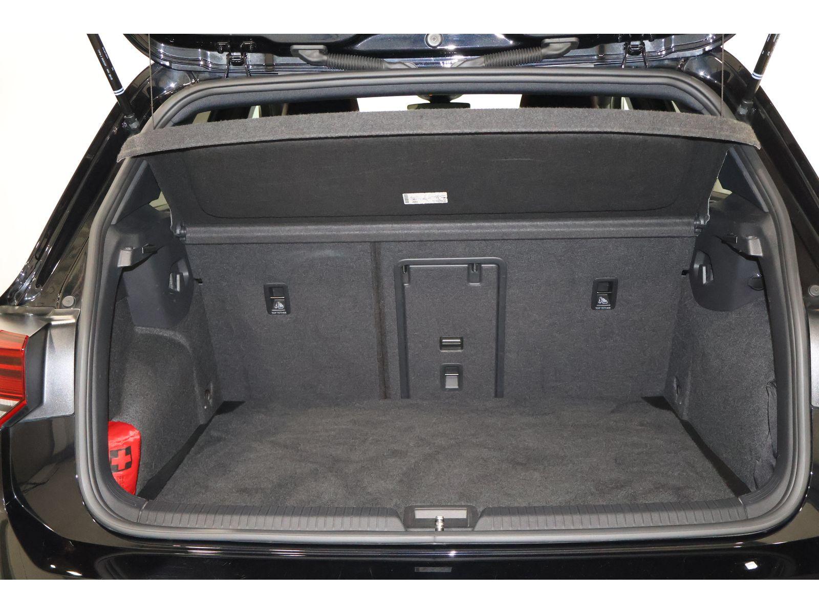 Volkswagen Golf VIII GTI Navi*PDC*R-Kamera *, миниатюра 7