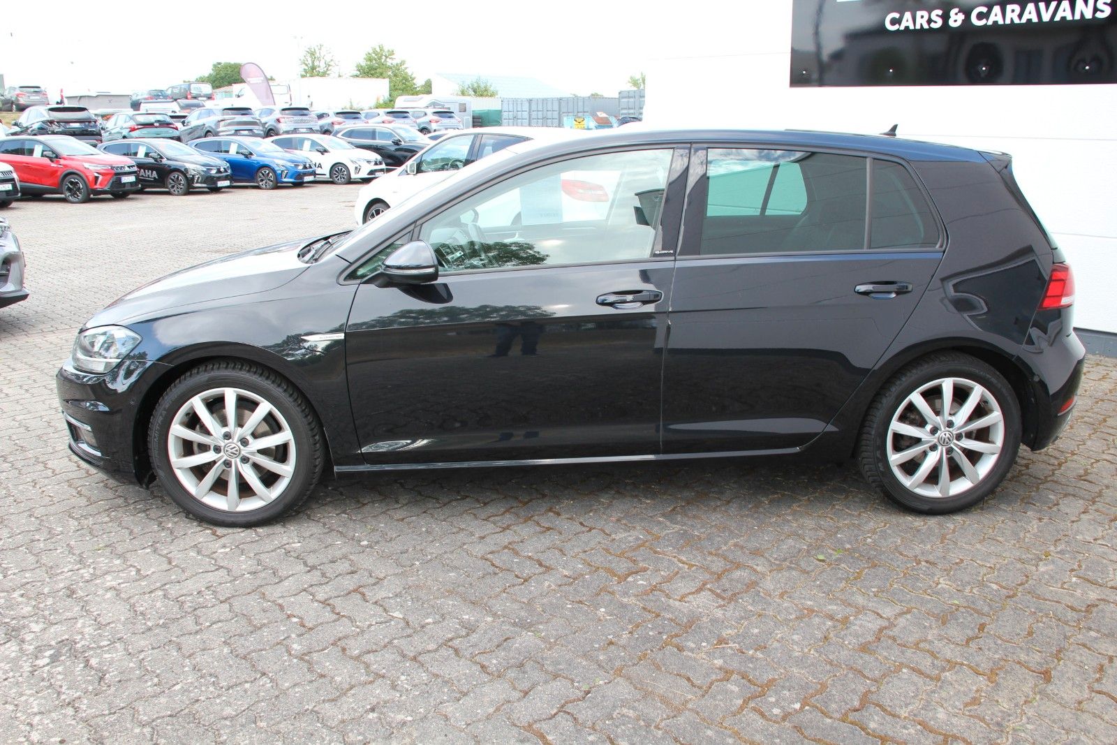 Fahrzeugabbildung Volkswagen Golf VII Lim. IQ.DRIVE BlueMotion