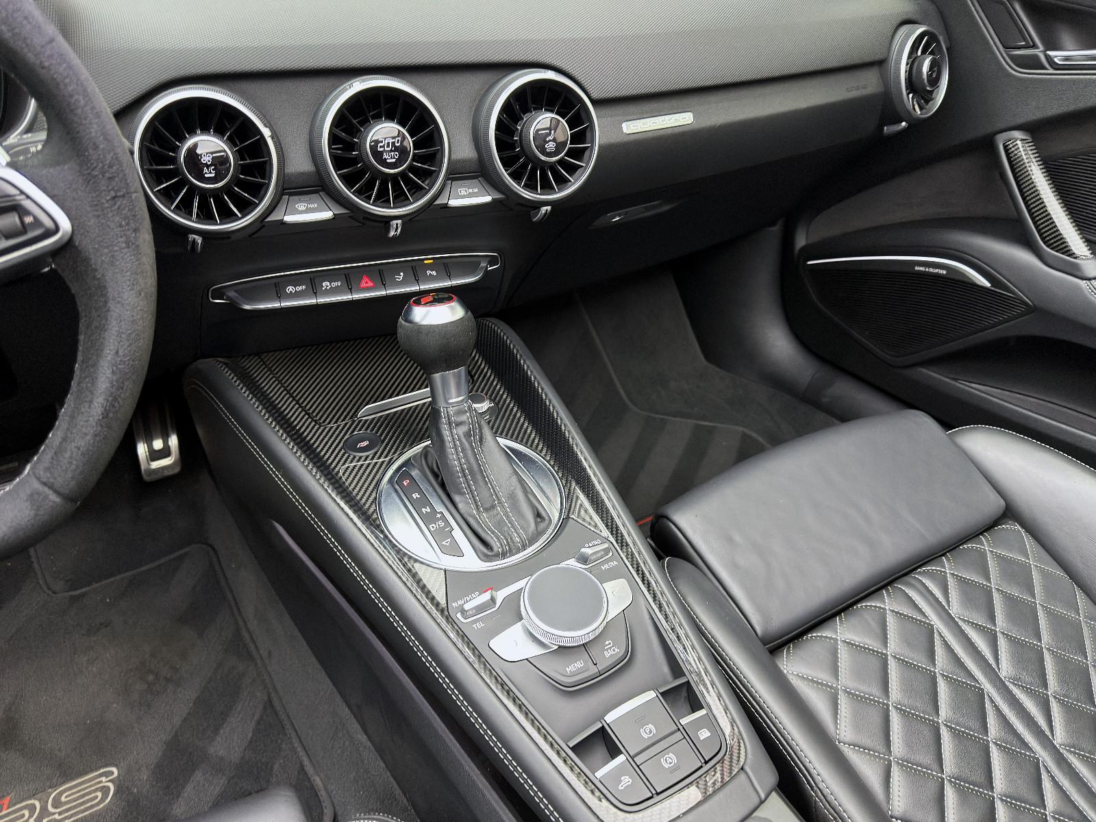 Audi TT RS Roadster Quattro*Matrix*B&O*OLED*Carbon*
