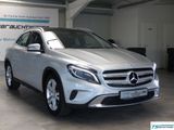 Mercedes-Benz GLA 250 Urban Panoramad.+AHK+Navi+el.Heckkl.+PDC - Mercedes-Benz GLA 250 aus 2016