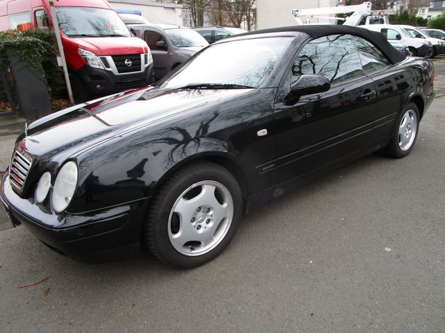 Mercedes-Benz CLK 200 Cabrio Vollleder 1. Hand 65t km ROSTFREI