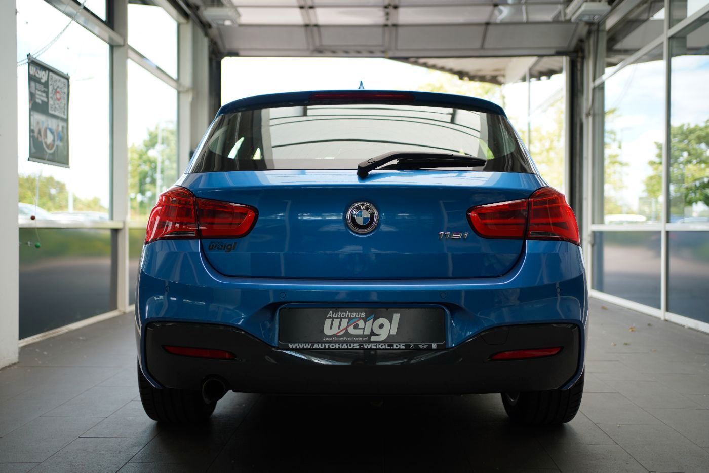 Fahrzeugabbildung BMW 118iA M-Sport KlimaA+LED+Navi+PDC+SHZ+Multi-Lenk