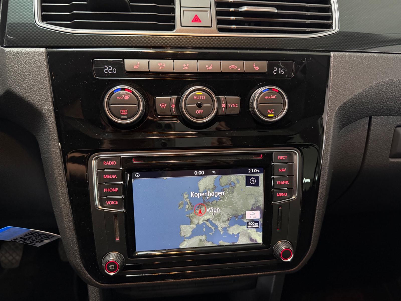 Volkswagen Caddy  Highline/ACC/Kamera/Navi/Bi-Xenon/1.H