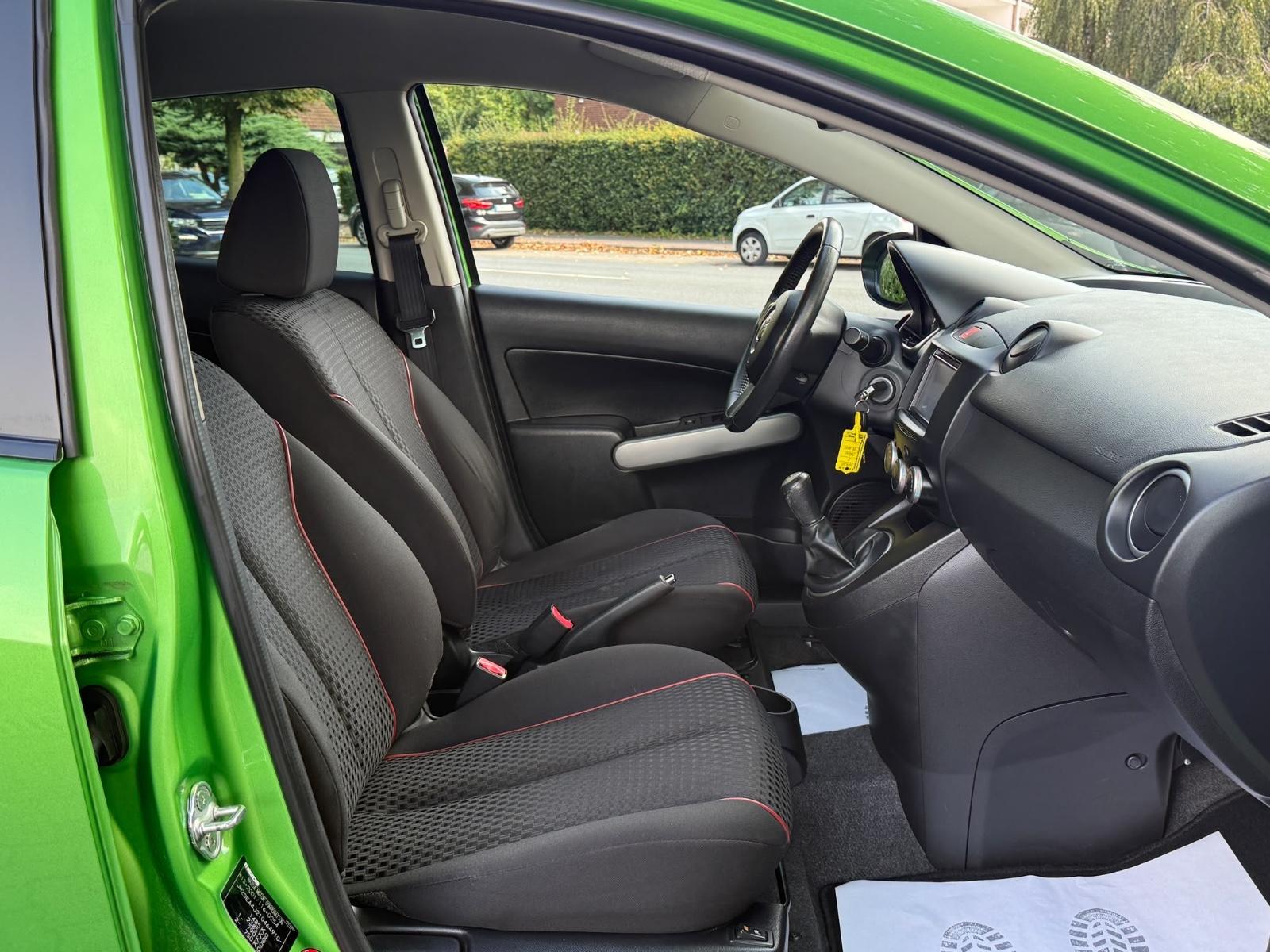 Mazda 2 Lim. 1.3 Edition 40 Jahre*NAVI*PDC*SHZ*ALU*