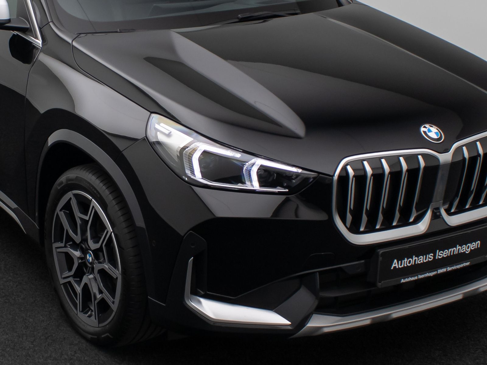 Fahrzeugabbildung BMW X1 sD18d xLine 360° HUD DAB Komfort Panorama 19"