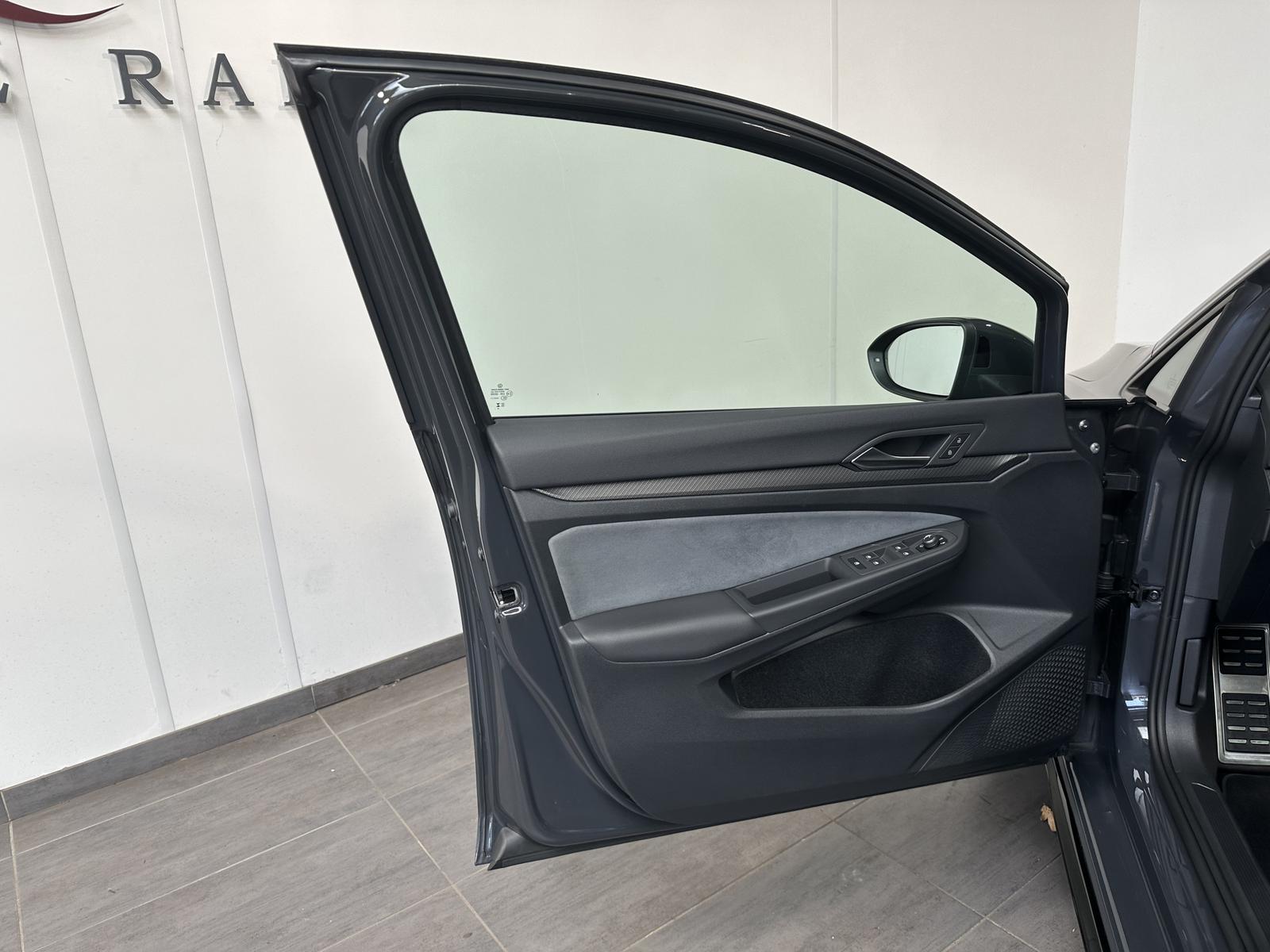 Volkswagen Golf Variant 2.0 TDI DSG R-Line NAV+LED+PANO+ACC, миниатюра 7