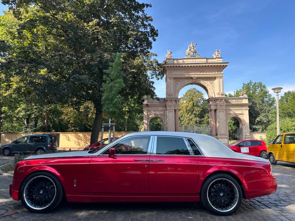 Rolls-Royce Phantom