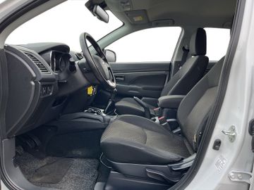 Mitsubishi ASX 1.6 Mivec Plus 2WD Kam.+SHZ+LM+KlimaA