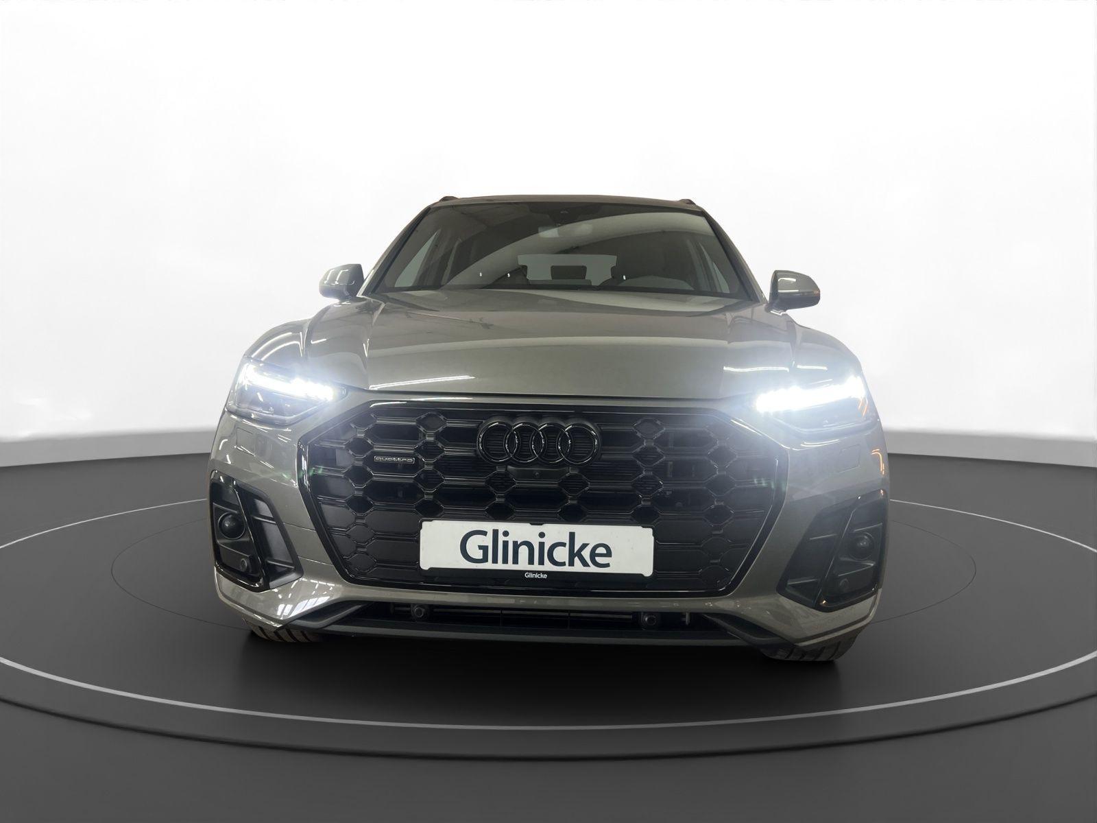 Audi Q5 50 TFSIe qu. S line AHK Matrix LM 20" Navi 36