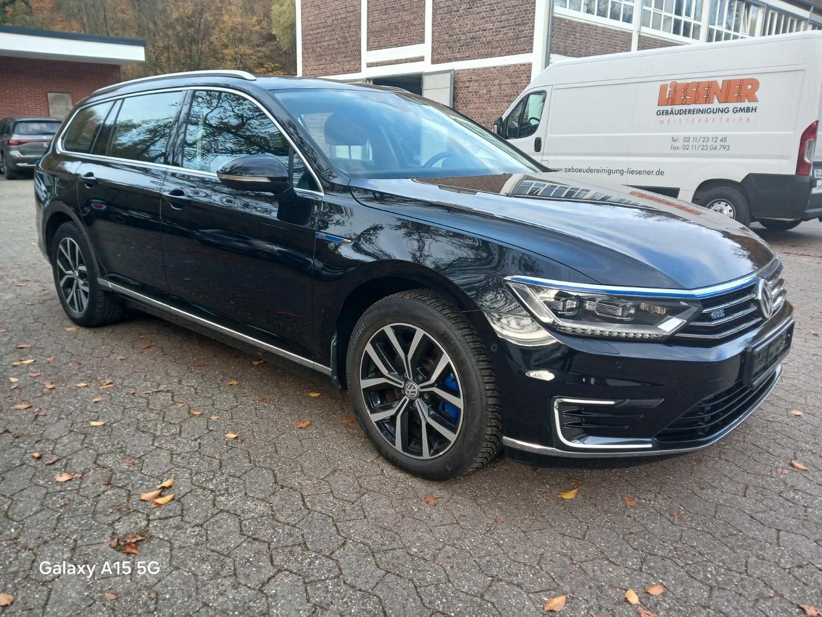 Volkswagen Passat Variant GTE Highline Business Premium AHK