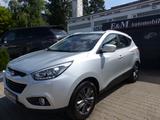 Hyundai ix35 Autom.*LEDER*XENON*AHK*PDC*SHZ*ALU*1.HAND - Hyundai: I35x