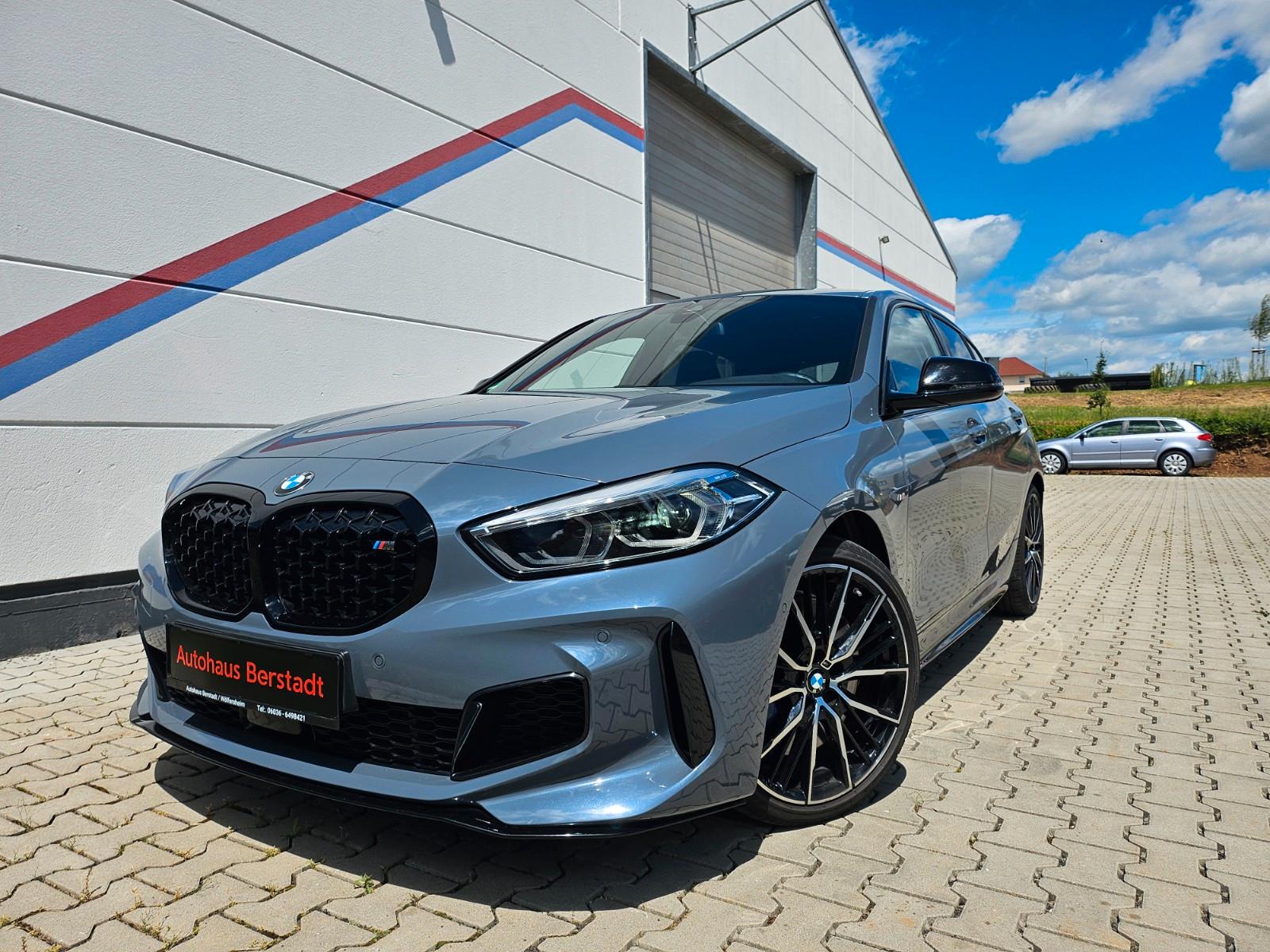 BMW M135 i xDrive Lim. BMW Live Cockpit*Kamera*Navi