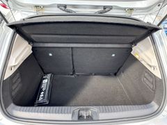 Fahrzeugabbildung Clio V Intens 1.0 TCe 90 EU6d Navi Leder Digital