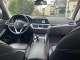 BMW 320i Luxury Line Automatik  - BMW 320 in Oberhausen