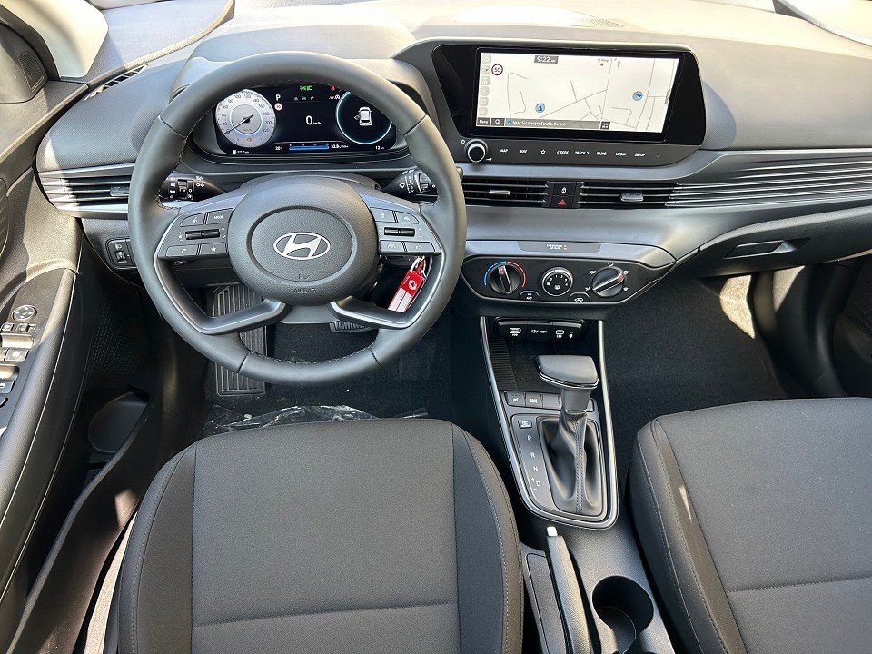Fahrzeugabbildung Hyundai i20 MY25 1.0T 7DCT TREND !TZ! LED-PAK NAV+16ALU+