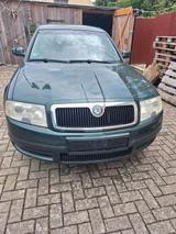 Skoda Superb 2.0 Benzin - gebrauchte Skoda Superb aus dem Jahr 2002