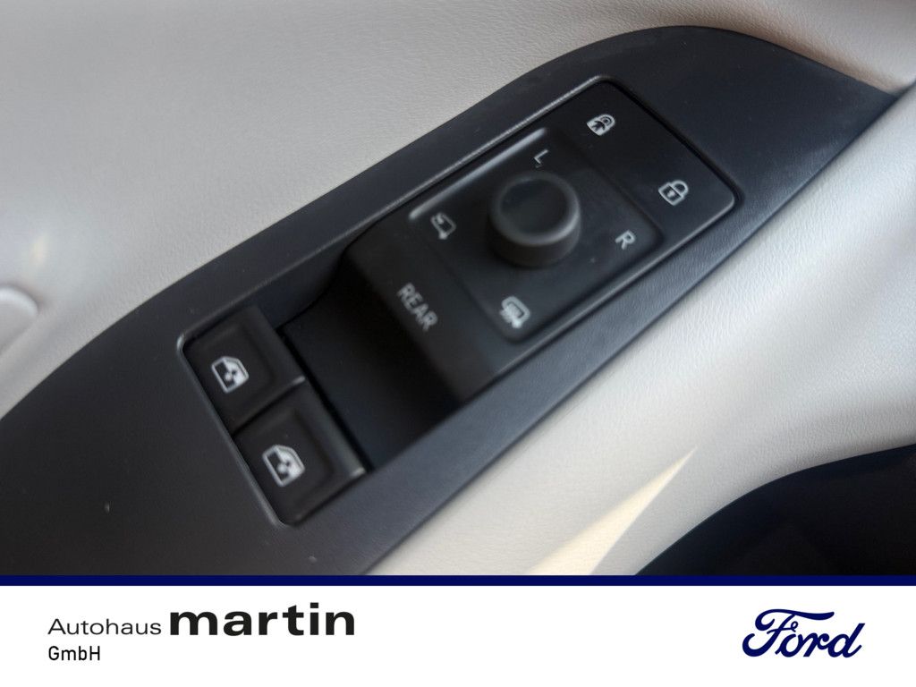 Fahrzeugabbildung Ford Capri Premium Extended Range HUD B&O MATRIX-LED
