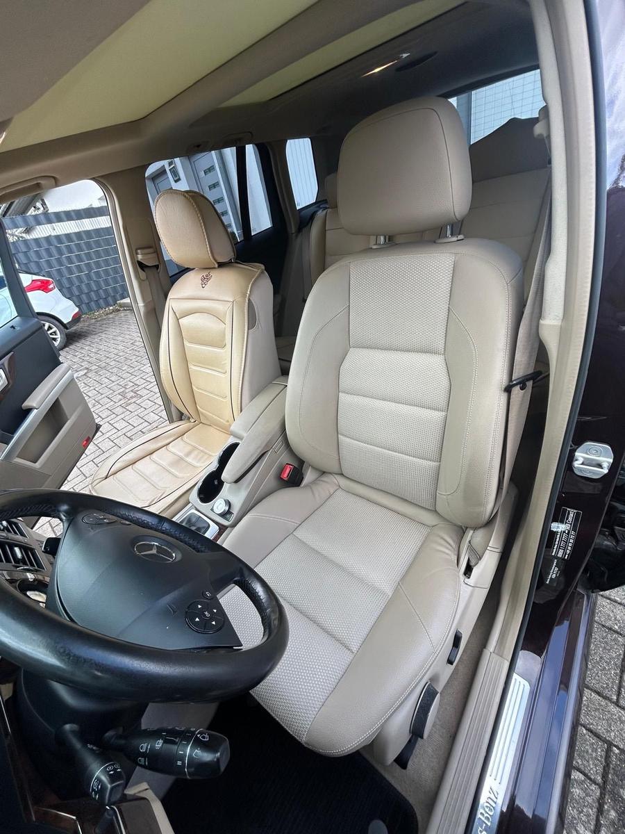Mercedes-Benz GLK250 2012 — photo 11