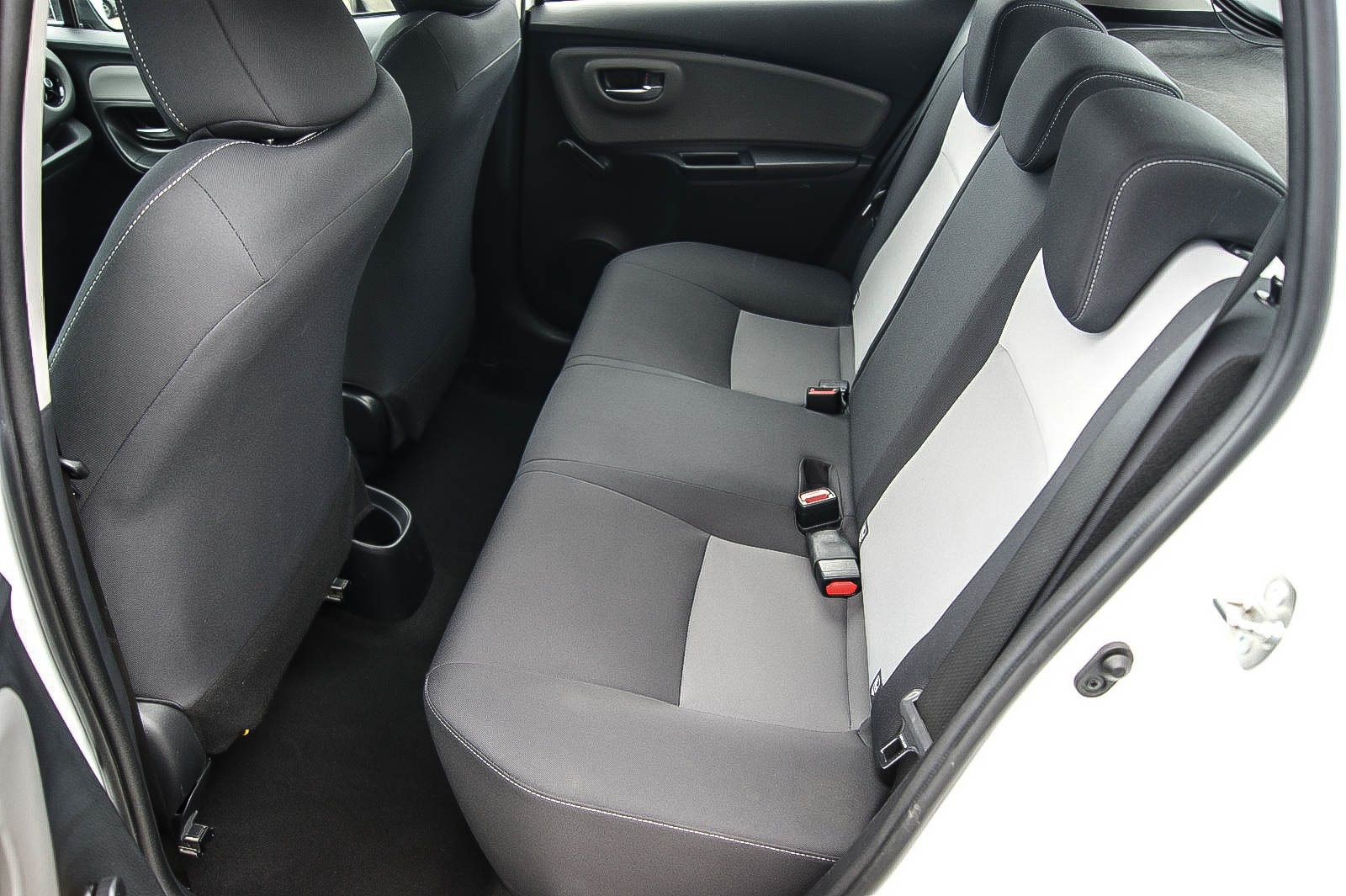 Fahrzeugabbildung Toyota Yaris 1.0 VVT-i Comfort KAMERA KLIMA SPURASSIST