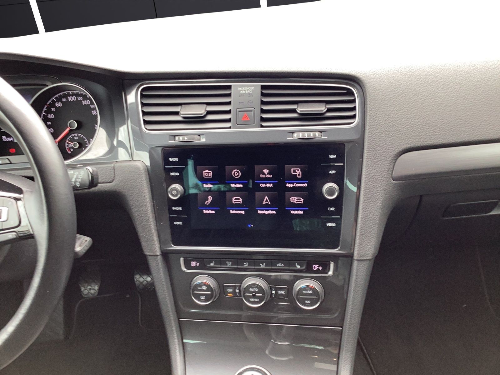 Fahrzeugabbildung Volkswagen Golf VIII TSI Comfortline