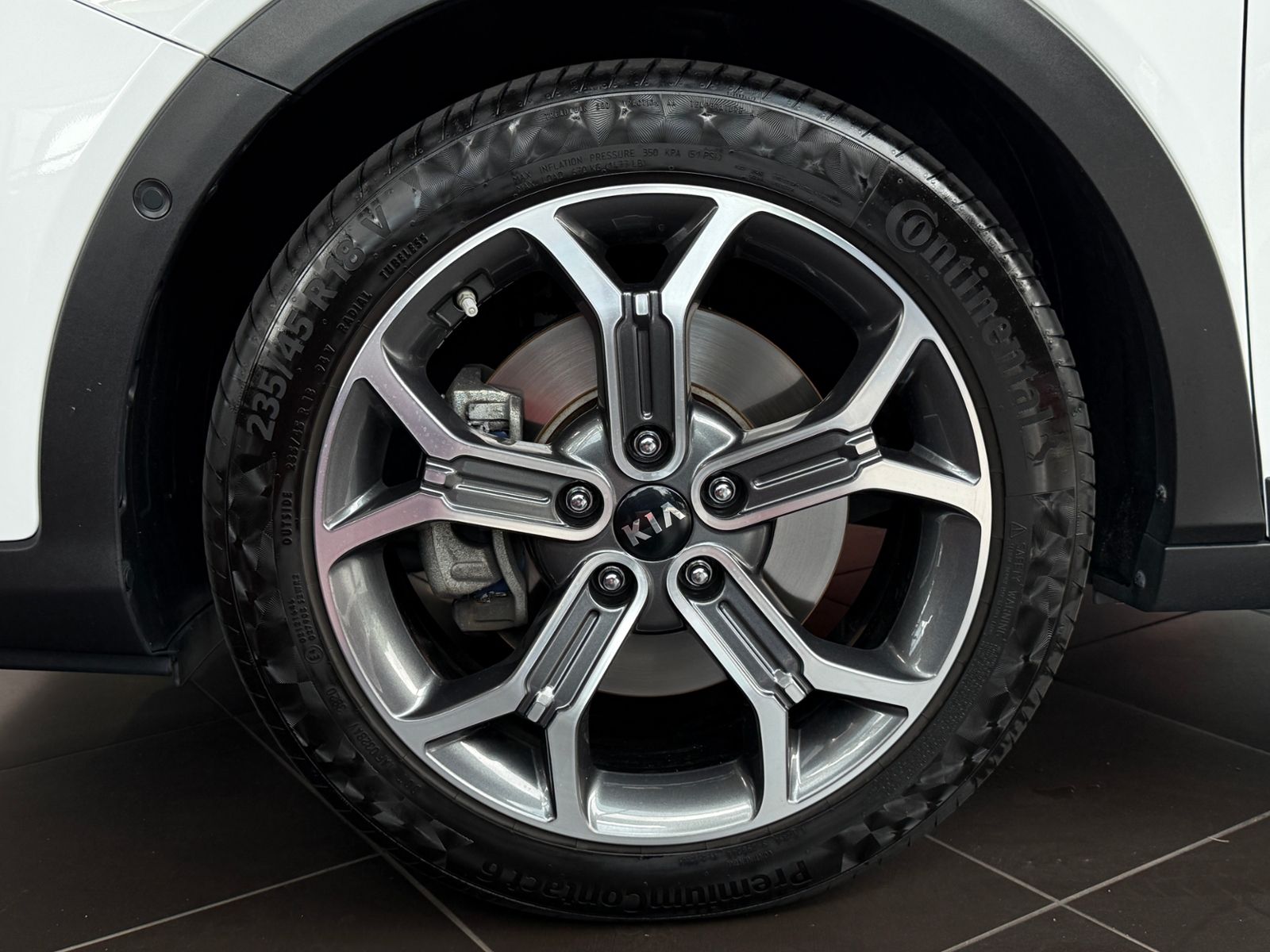 Fahrzeugabbildung Kia XCeed Platinum Edition PANO AHK JBL ACC
