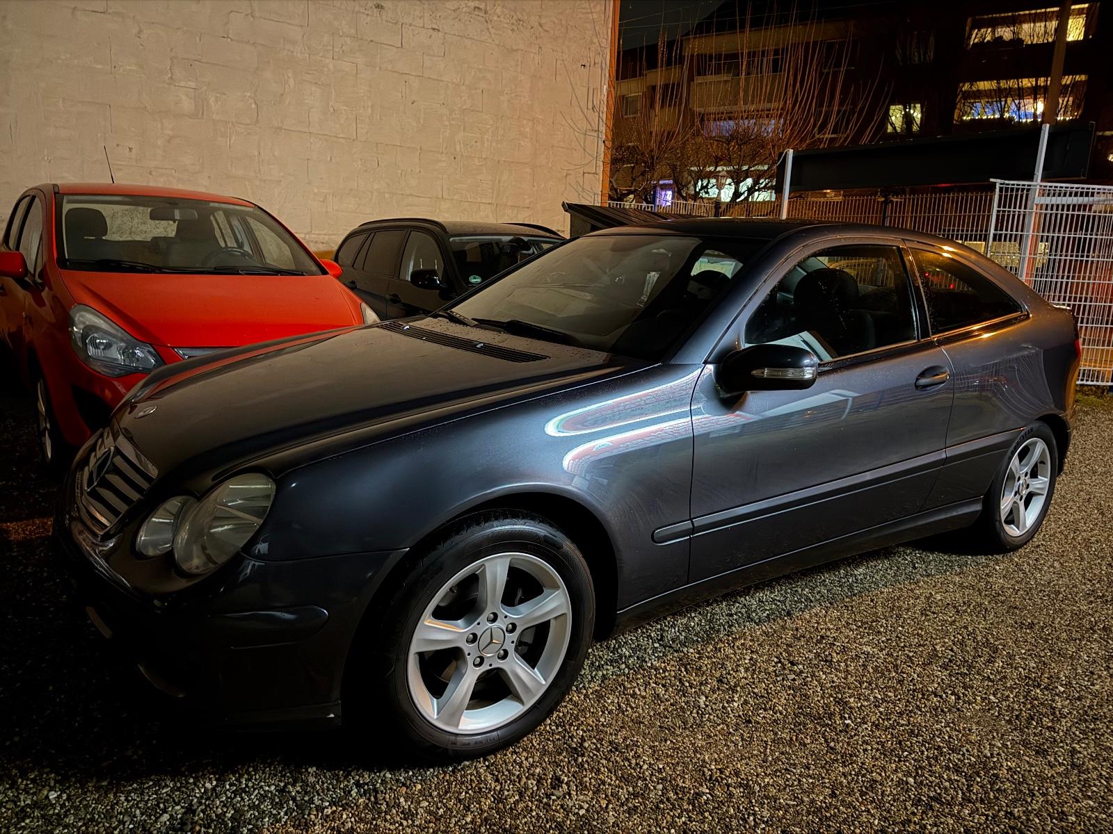 Mercedes-Benz C 200 CDI Sportcoupe / AVANTGARDE/ TÜV*