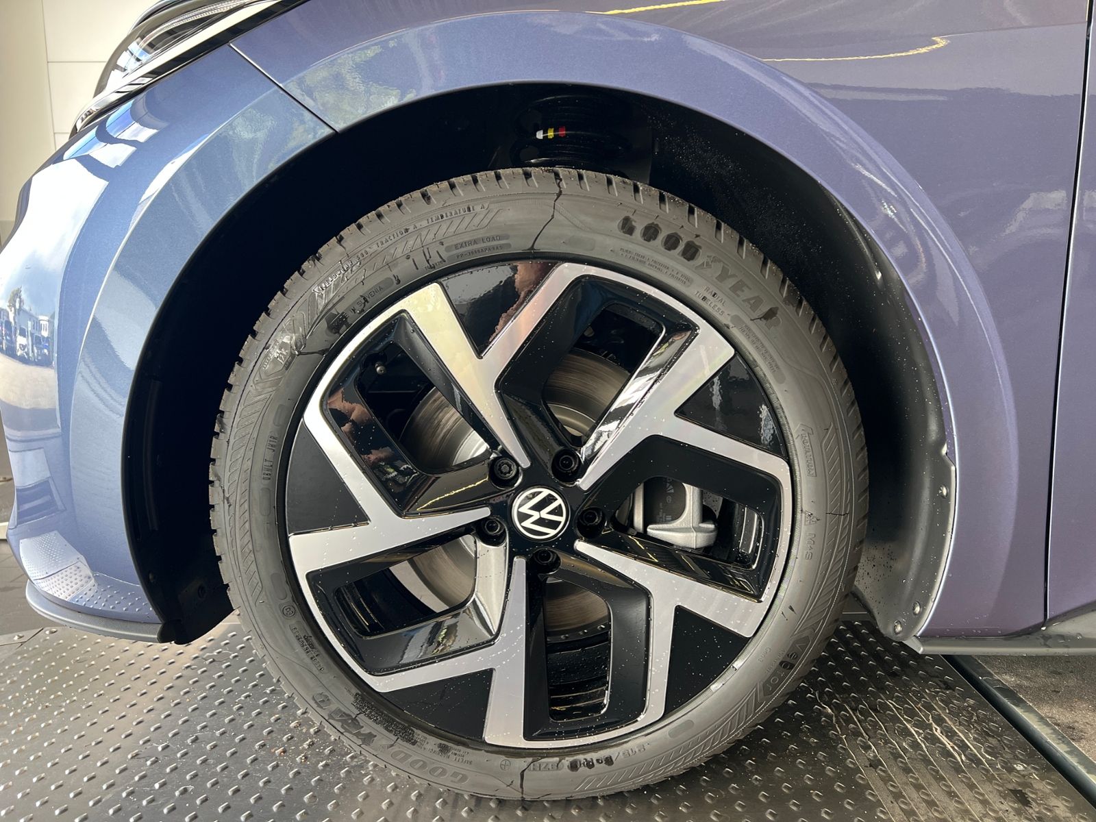 Fahrzeugabbildung Volkswagen ID.3 NEO Life 50 kWh *19" LM-Felge, Ganzjahresre