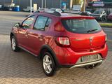 Dacia Sandero II Stepway Prestige NAVI/PDC/AHK/2HAND - Dacia Gebrauchtwagen von 2013