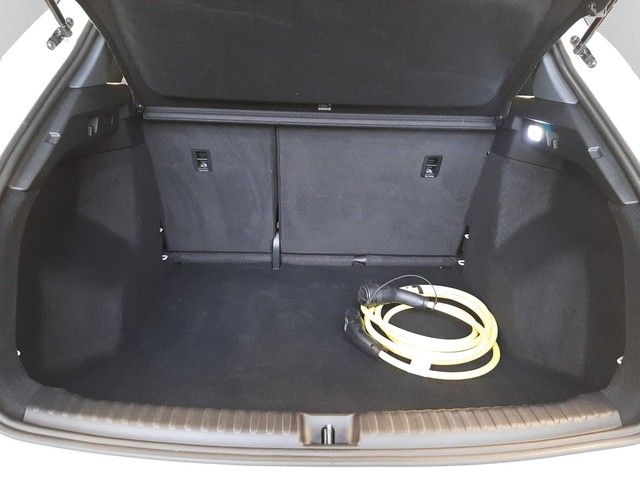 Fahrzeugabbildung Audi Q4 e-tron 40 advanced PANO Navi Matrix SONOS