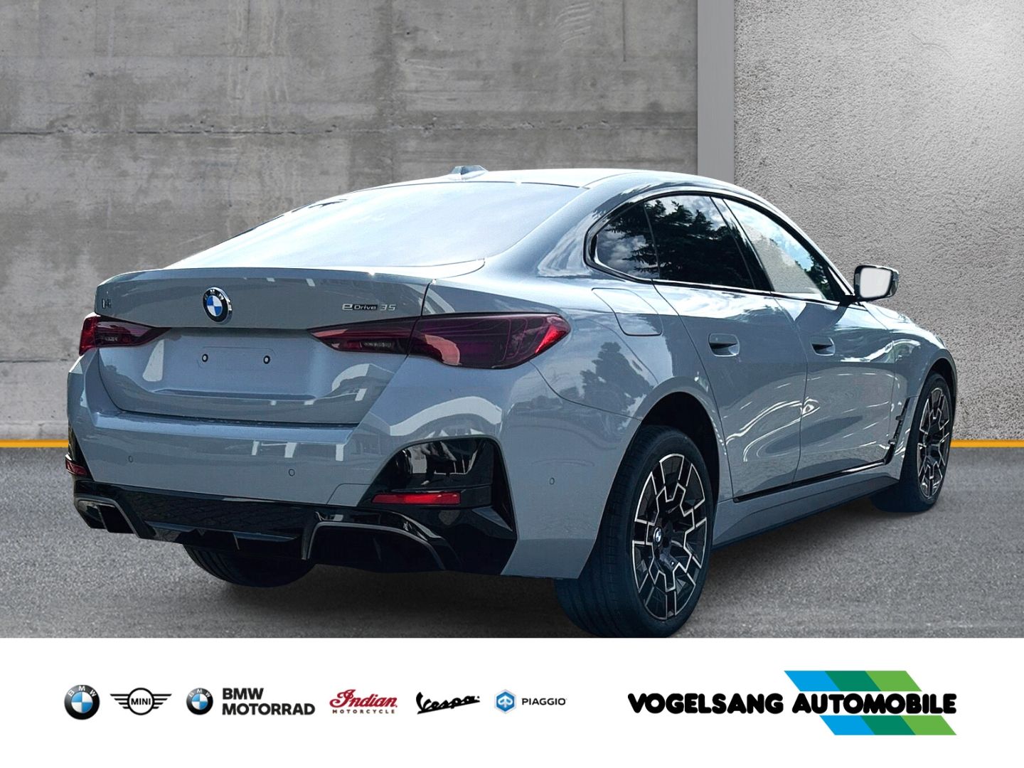 Fahrzeugabbildung BMW i4 eDrive35 Gran Coupe M Sport Harman/Kardon 19'
