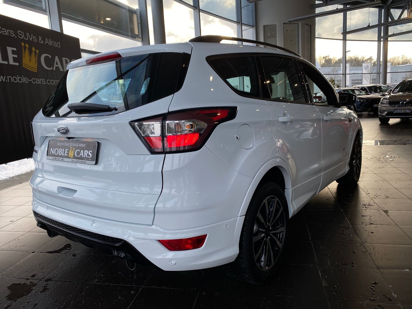 Fahrzeugabbildung Ford Kuga ST-Line Allrad RFK NAVI ALU