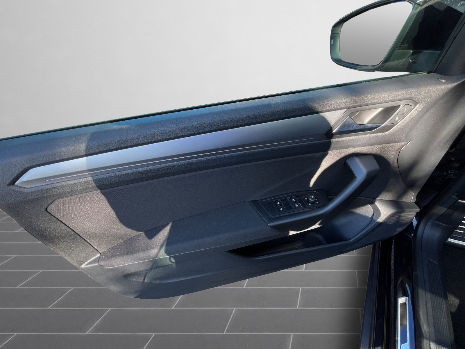 Volkswagen T-Roc - Bild 13