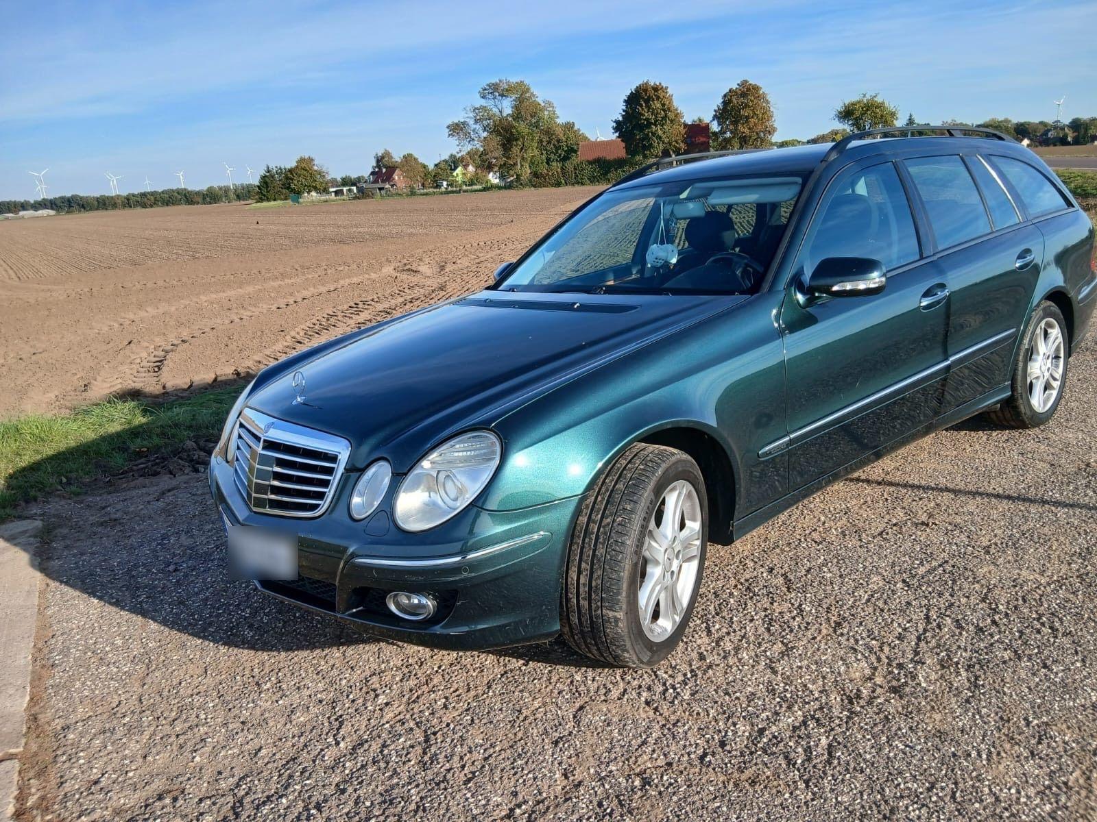 Mercedes-Benz E 220