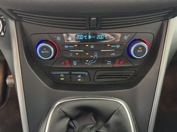 Ford Kuga Cool & Connect