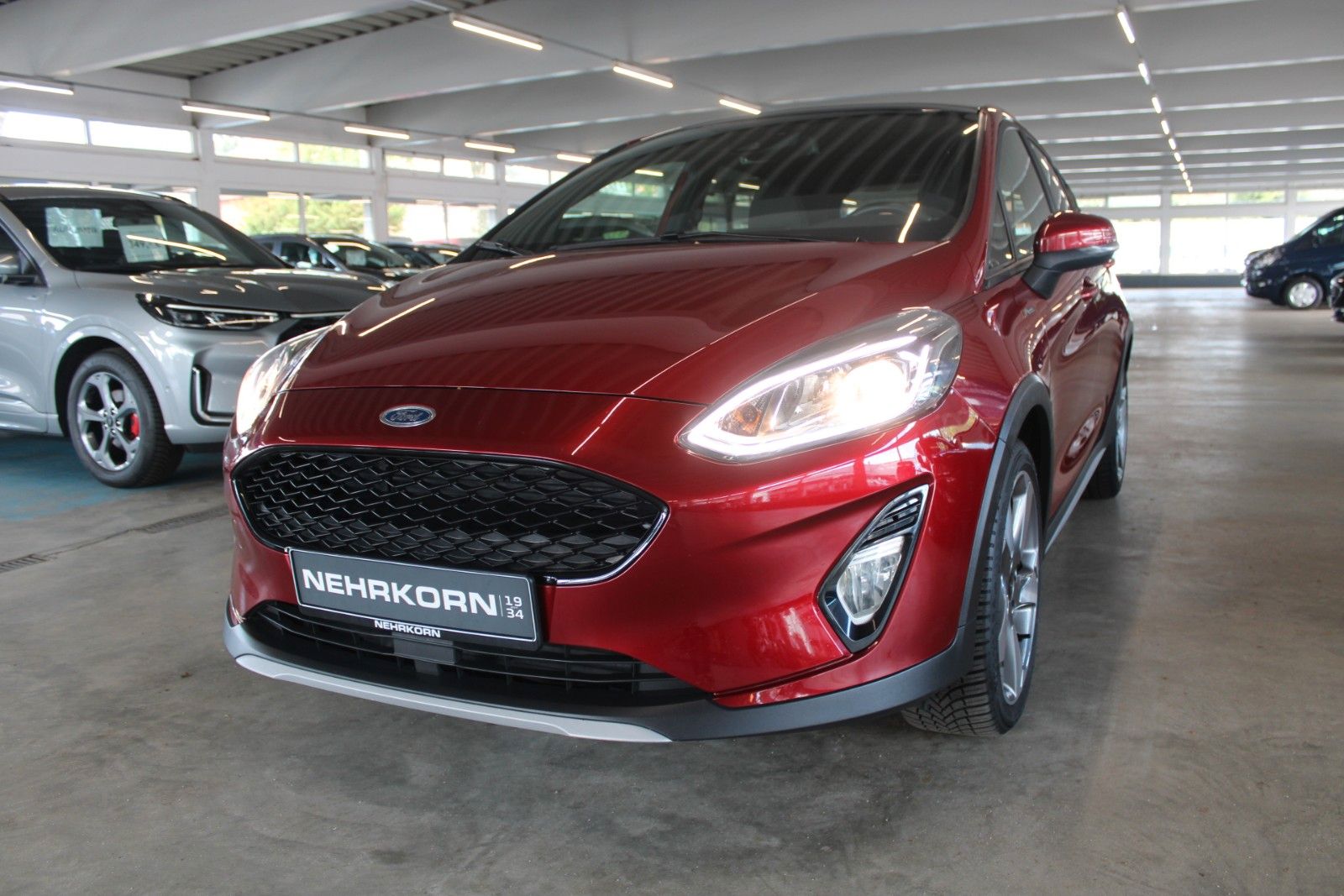 Fahrzeugabbildung Ford Fiesta ACTIVE PLUS 5T NAVI PANO B&O ACC WinterP