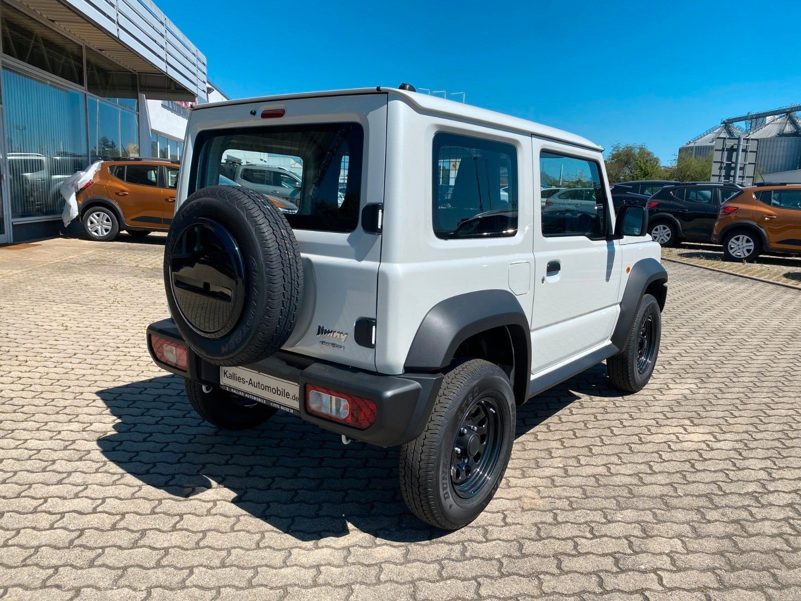 Fahrzeugabbildung Suzuki Jimny 1.5 4WD Allgrip KLIMA+SHZ+TEMPOM.+SOFORT