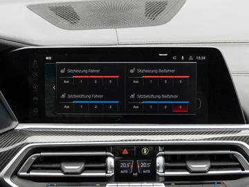 صورة 8 لـ 2022 BMW X5 M