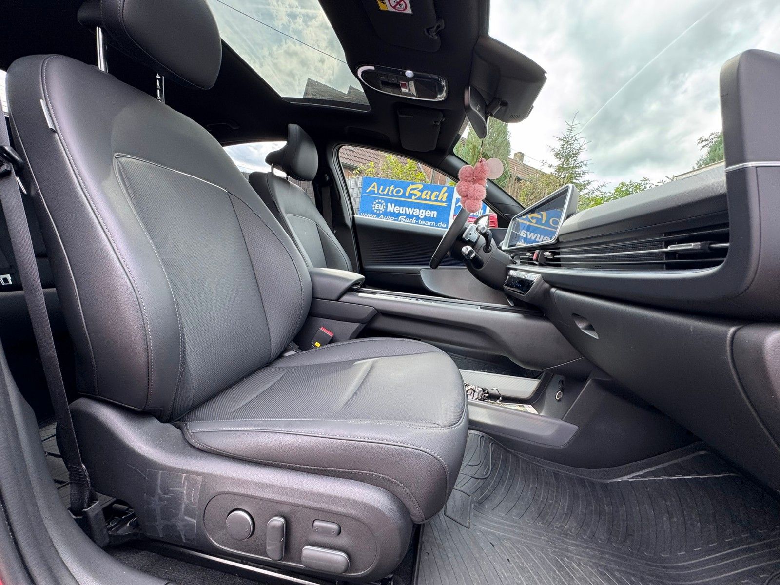 Hyundai IONIQ 6 - Bild 25