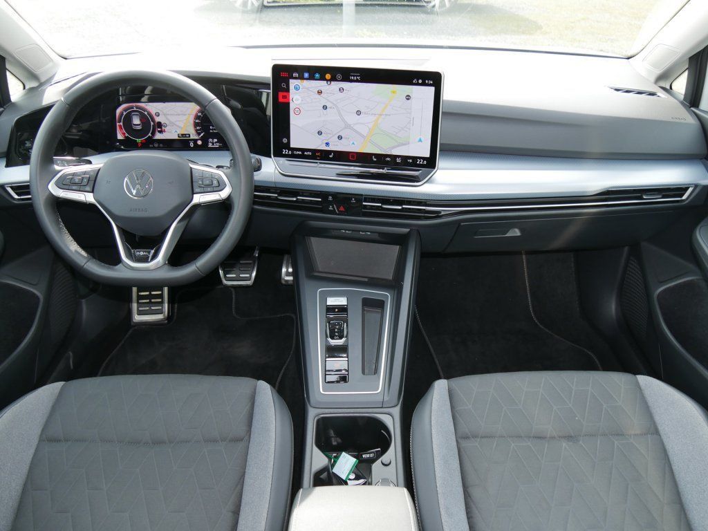 Volkswagen Golf VIII 2.0 TDI GOAL DSG Navi LED AHK DigCockp foto 5