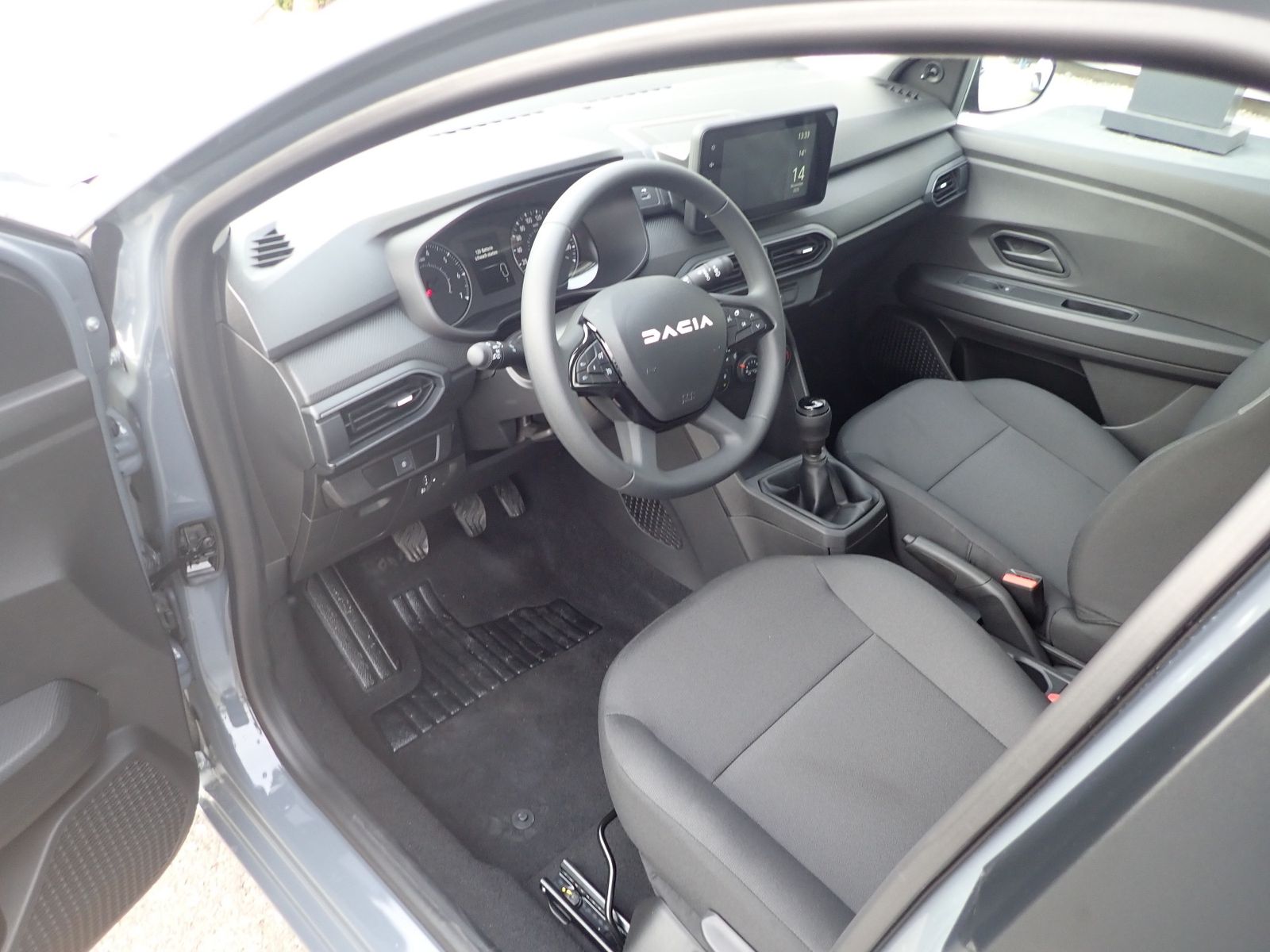 Fahrzeugabbildung Dacia Sandero Essential SCe 65