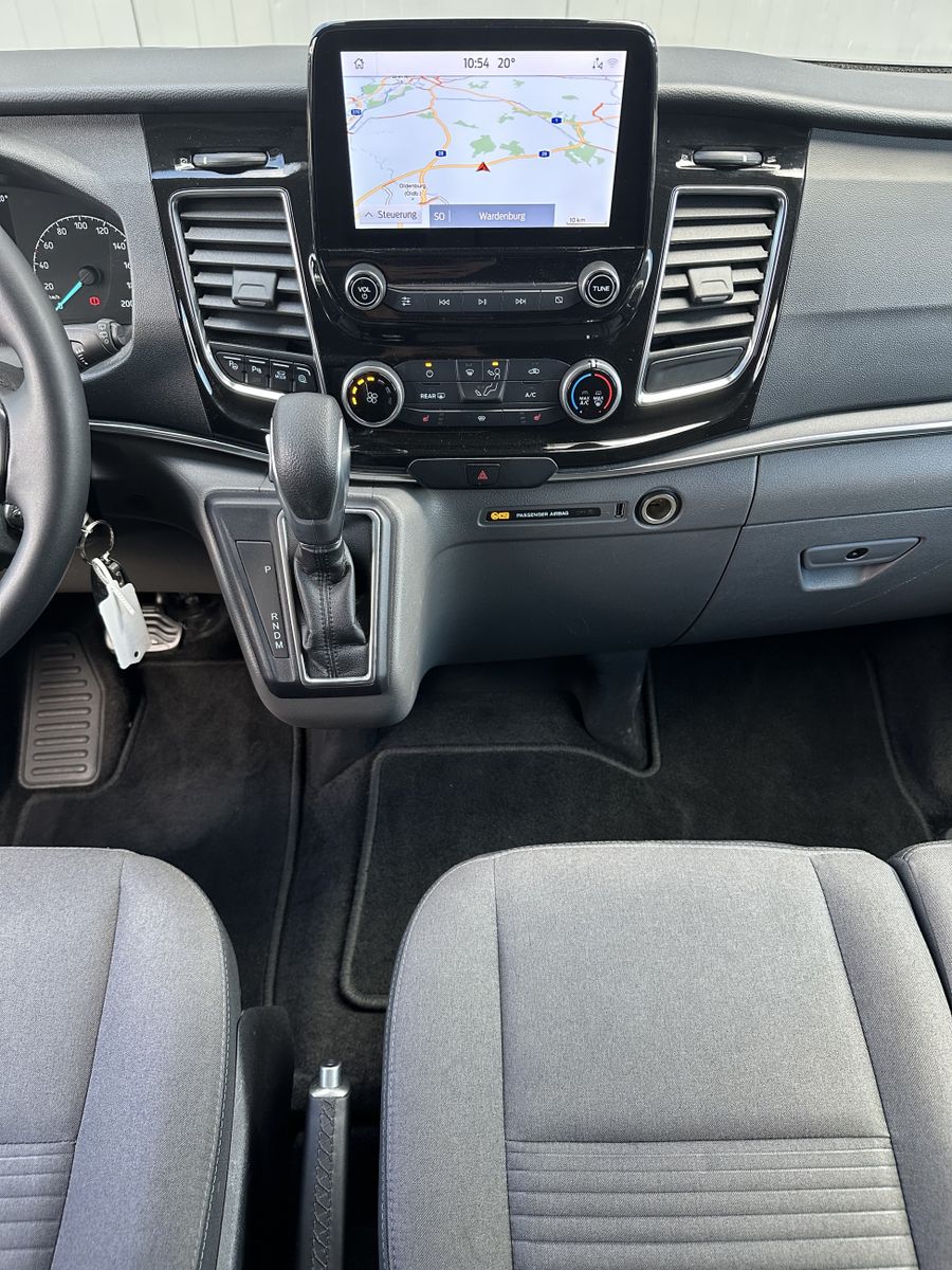 Fahrzeugabbildung Ford Custom 320 L2 Tourneo Titanium X NAV+XEN+KAM+2HD