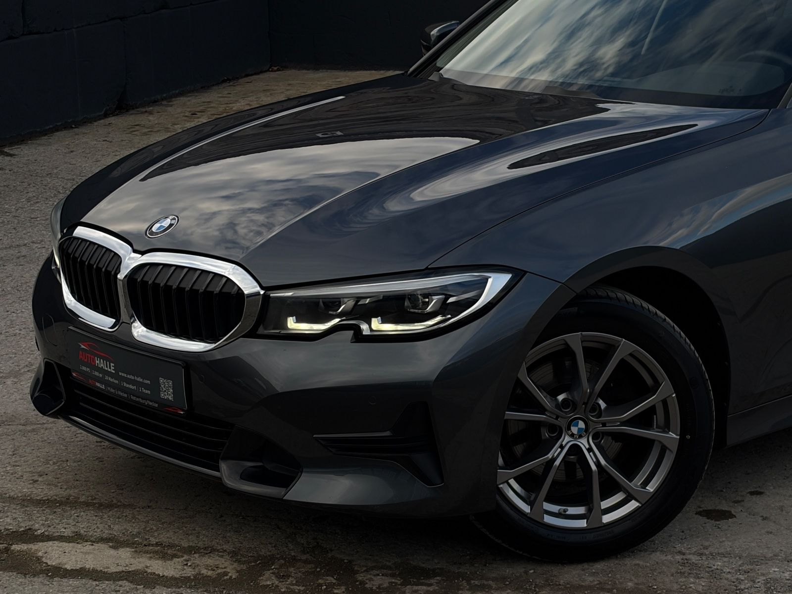 Fahrzeugabbildung BMW 320i Limo Sport Line 3Z-Klima Temp. LCProf. AHK