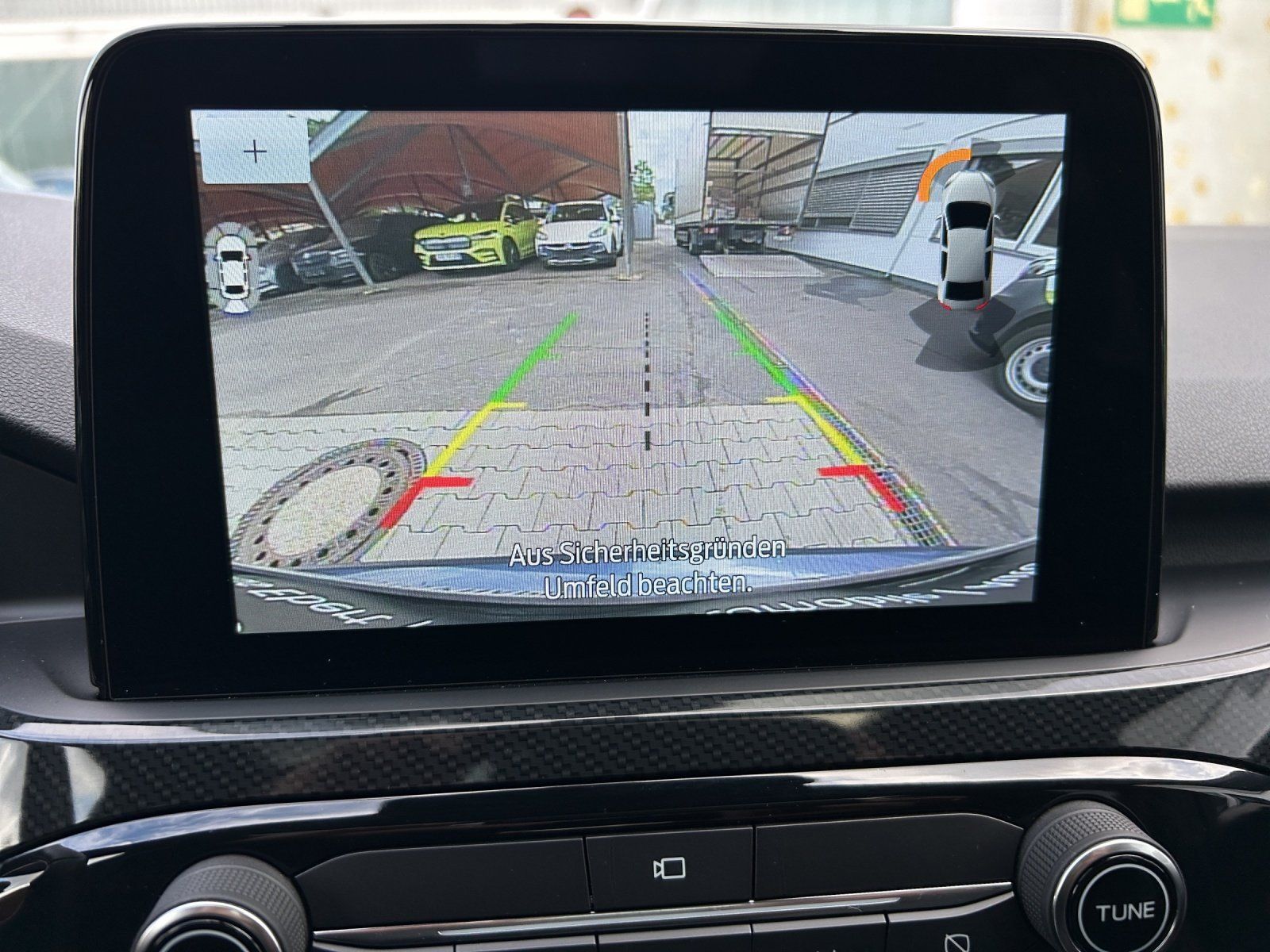 Fahrzeugabbildung Ford Kuga 2.5 PHEV ST-Line X Aut./LED/ACC/PANO/KAMERA