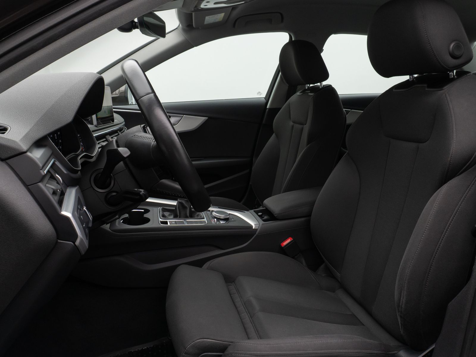 Fahrzeugabbildung Audi A4 2.0 TFSI Lim. Sport S Line Virtual AHK Tempom