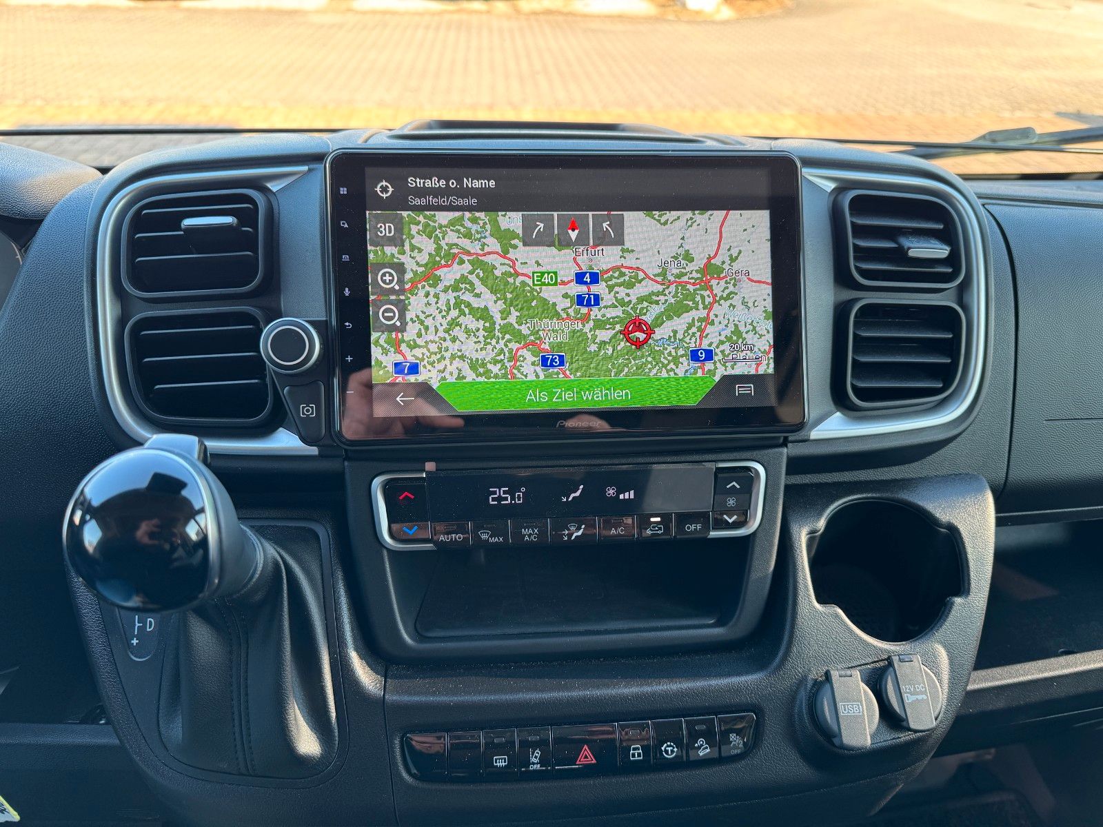 Fahrzeugabbildung Weinsberg CaraBus 600ME Edition Fire, Aufstelldach,Navi