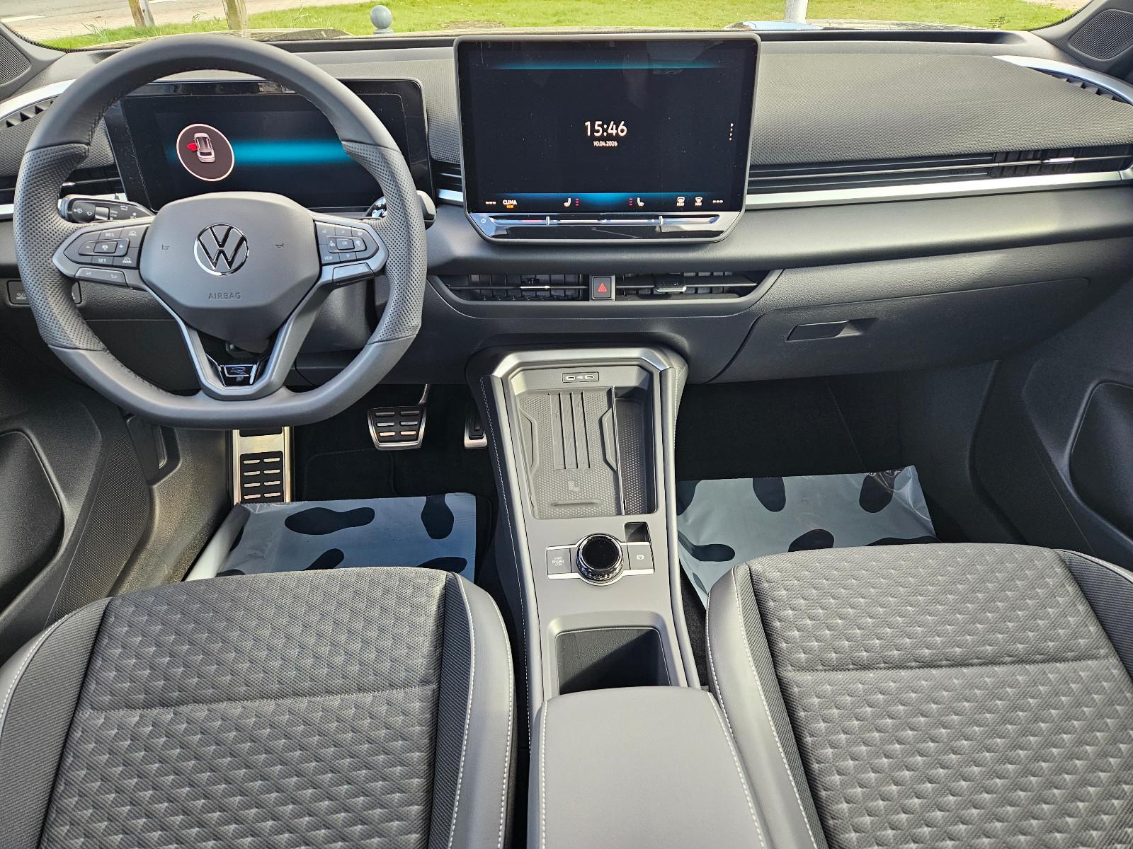Volkswagen T-Roc 1.5 eTSI 110 kW R-Line DSG AHK LED