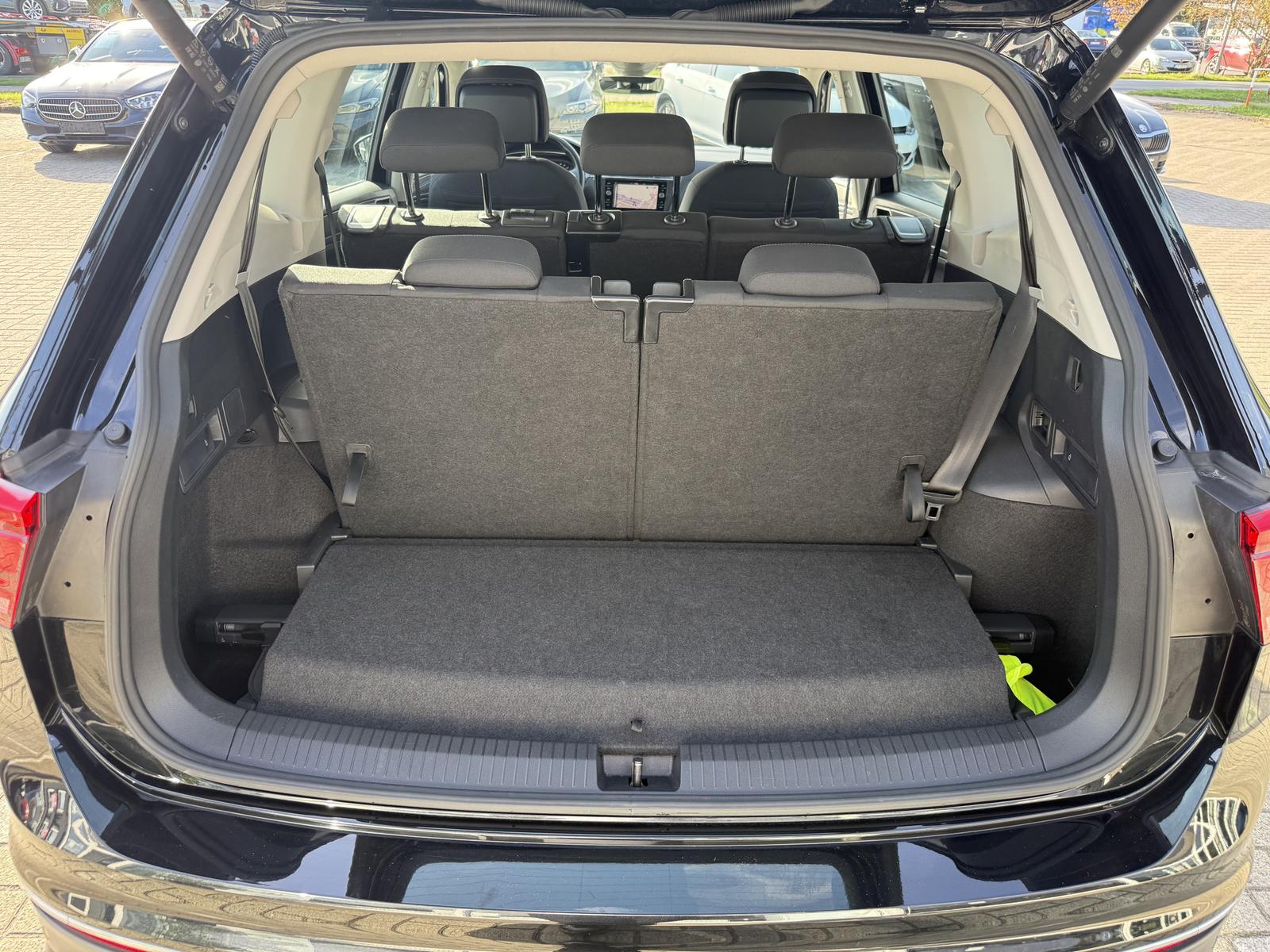 Volkswagen Tiguan Allspace Life,7-Sitzer,Winter,AHK,ACC., миниатюра 12