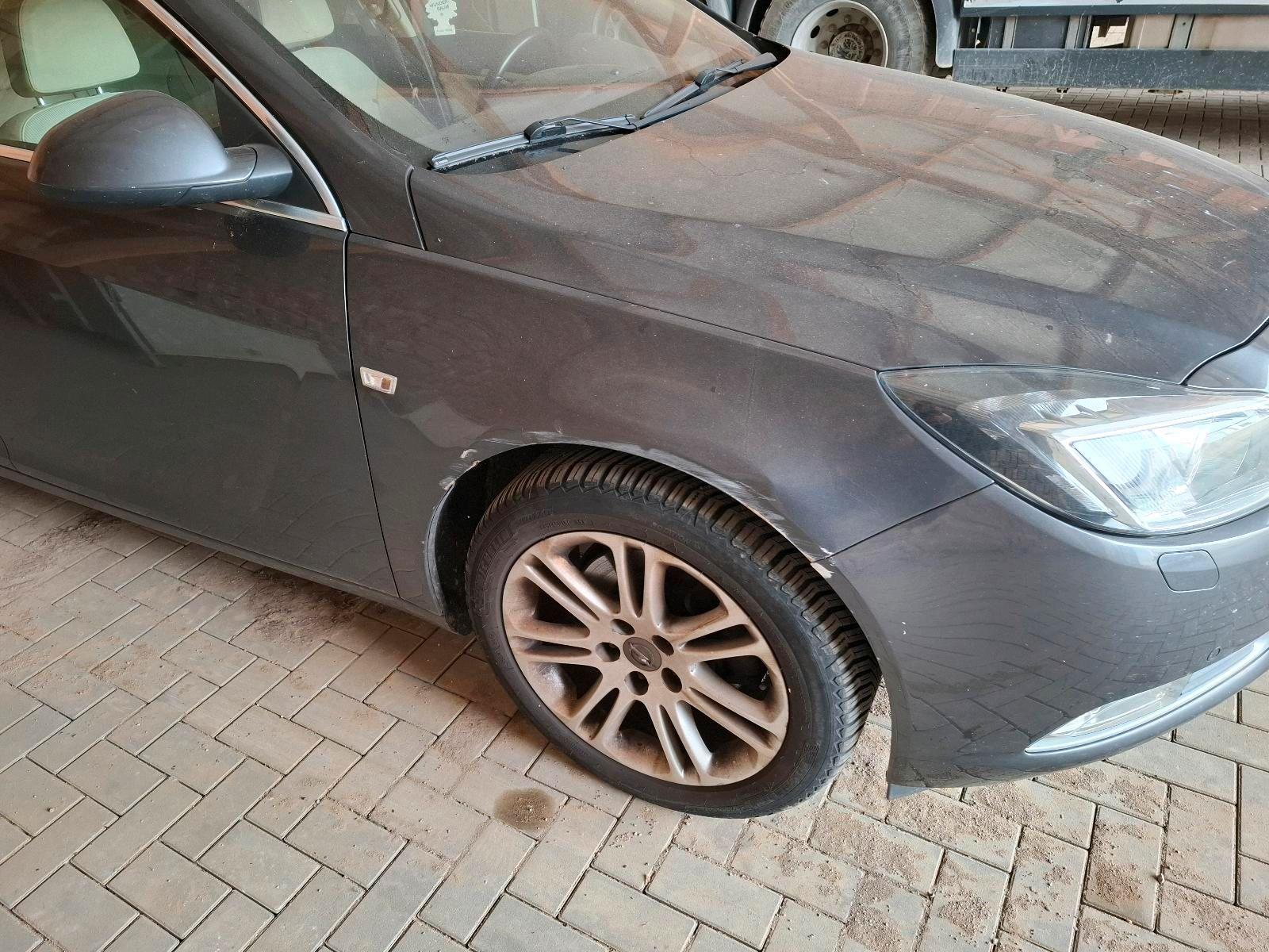 Opel Insignia 2010 — engine 160 HP (118kW)
